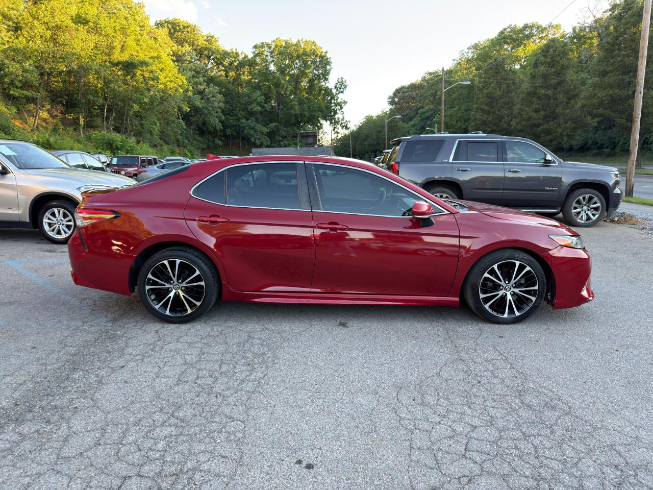Toyota Camry XLE Auto (Natl) 2019