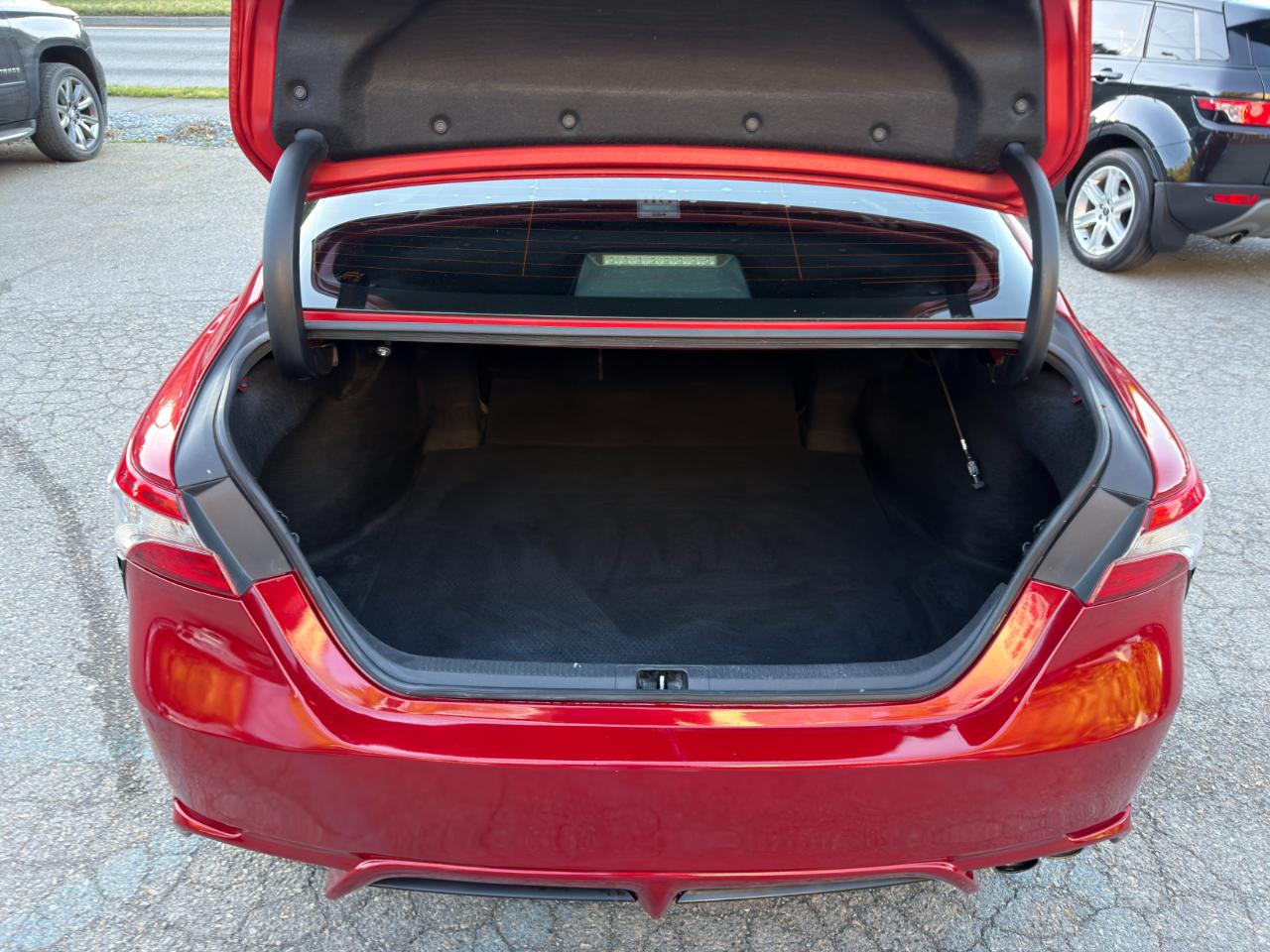 Toyota Camry XLE Auto (Natl) 2019