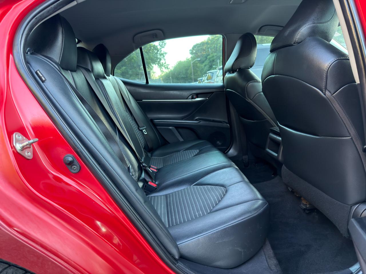 Toyota Camry XLE Auto (Natl) 2019