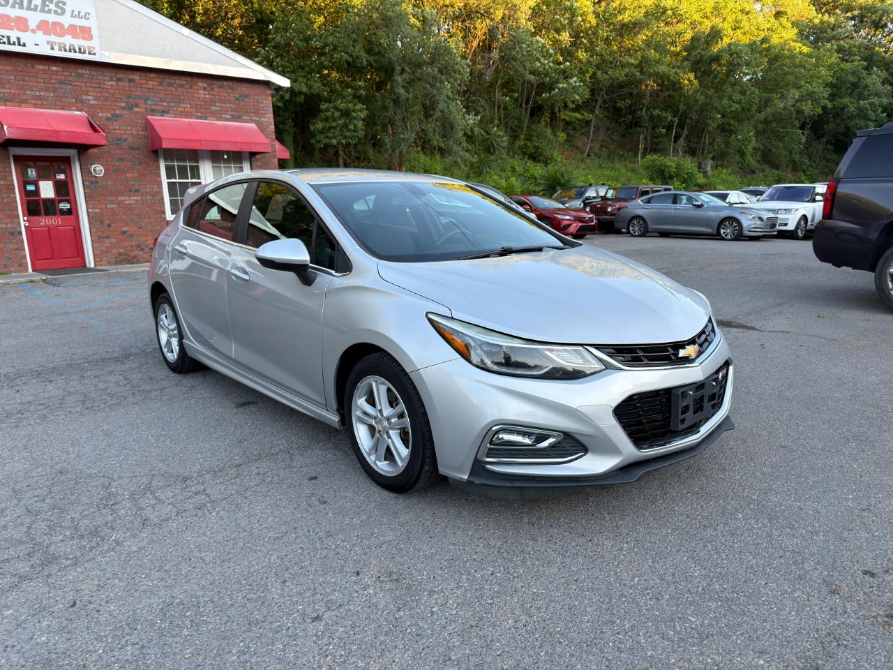 Chevrolet Cruze 4dr HB 1.4L LT w/1SD 2017