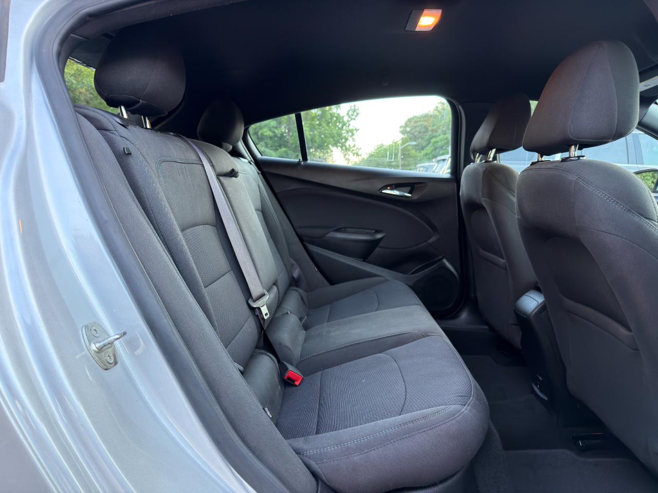 Chevrolet Cruze 4dr HB 1.4L LT w/1SD 2017