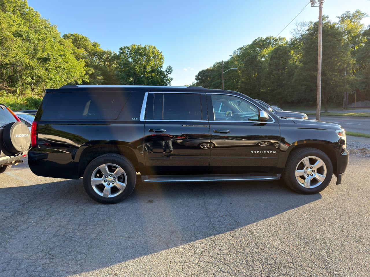 Chevrolet Suburban 4WD 4dr LTZ 2015