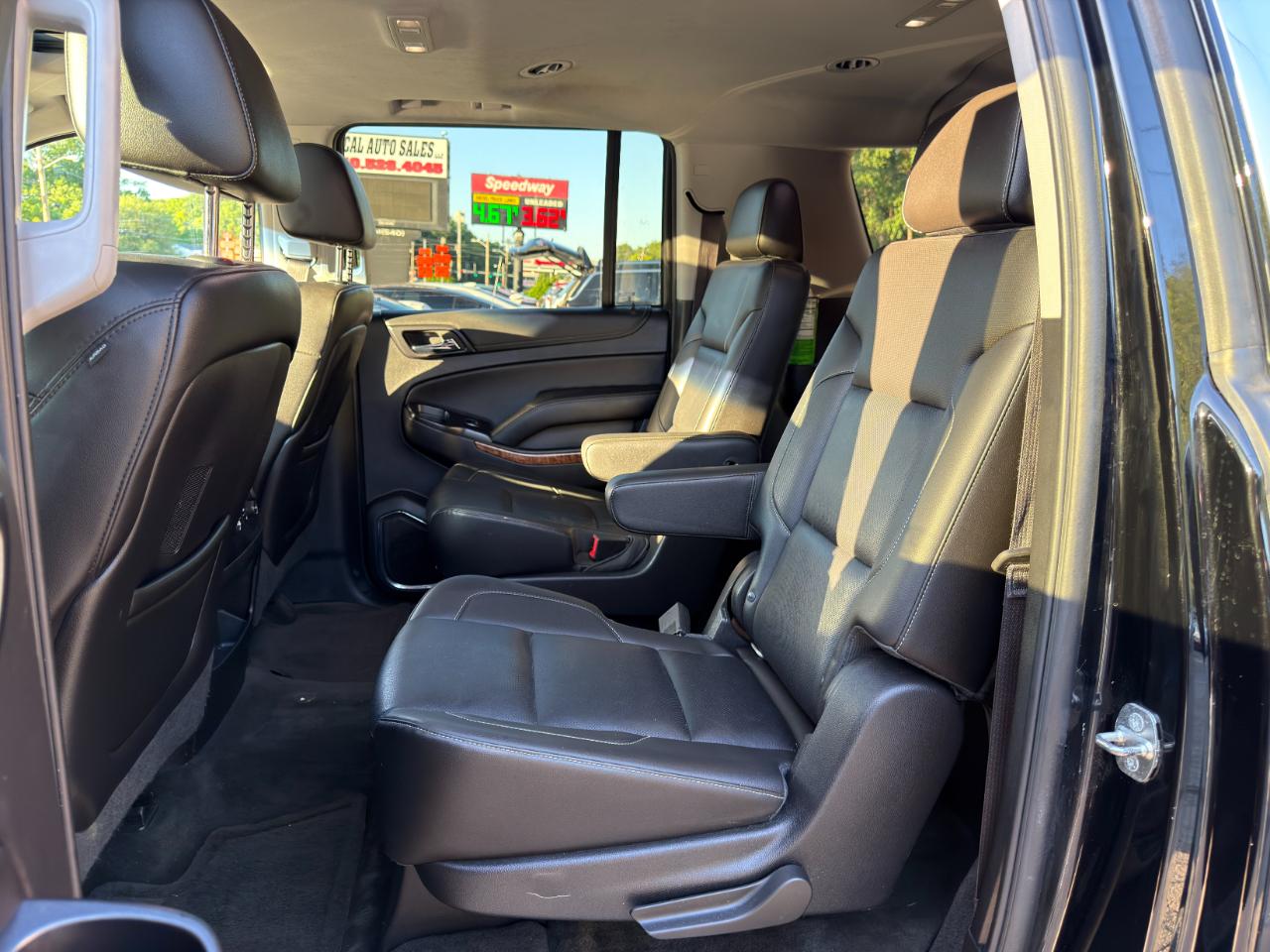 Chevrolet Suburban 4WD 4dr LTZ 2015