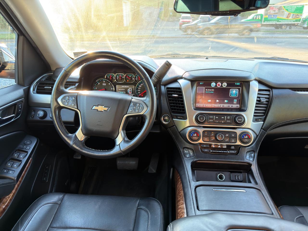 Chevrolet Suburban 4WD 4dr LTZ 2015