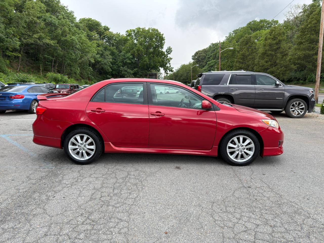 Toyota Corolla 4dr Sdn Man (Natl) 2009