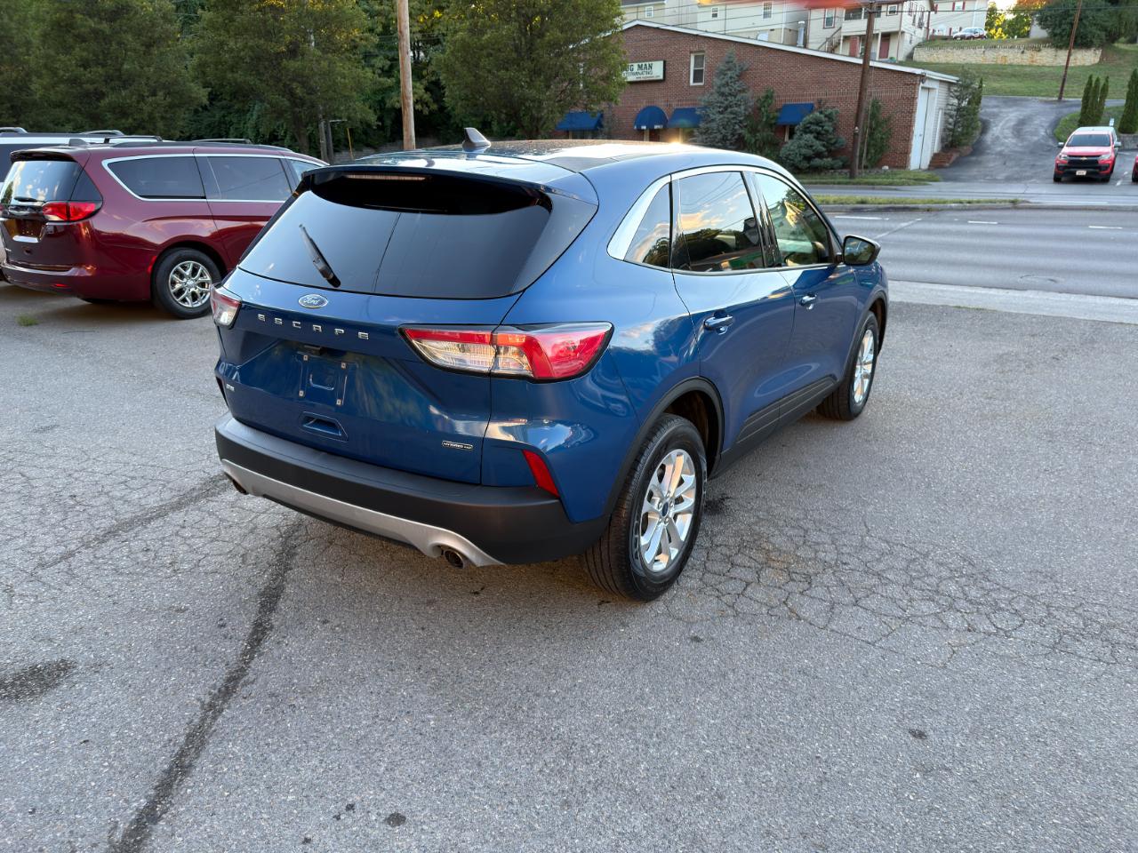 Ford Escape SE Hybrid AWD 2022