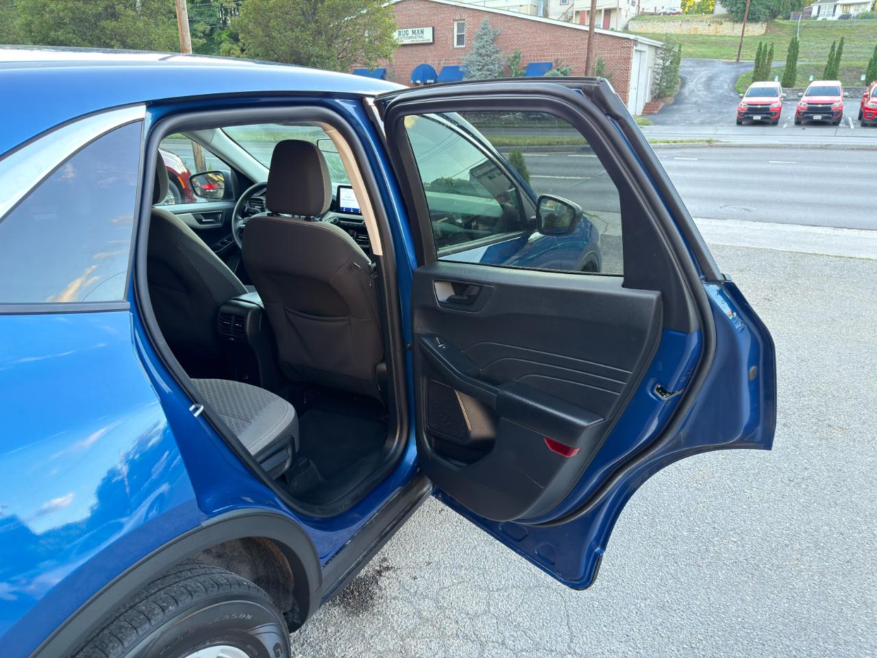 Ford Escape SE Hybrid AWD 2022