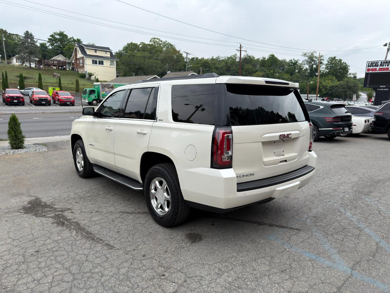 GMC Yukon 4WD 4dr SLT 2015