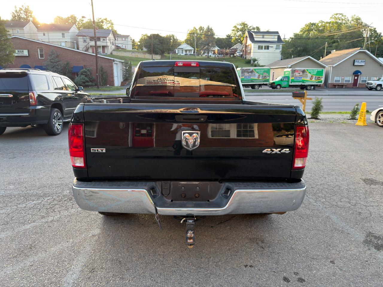RAM 1500 4WD Quad Cab 140.5" SLT 2014