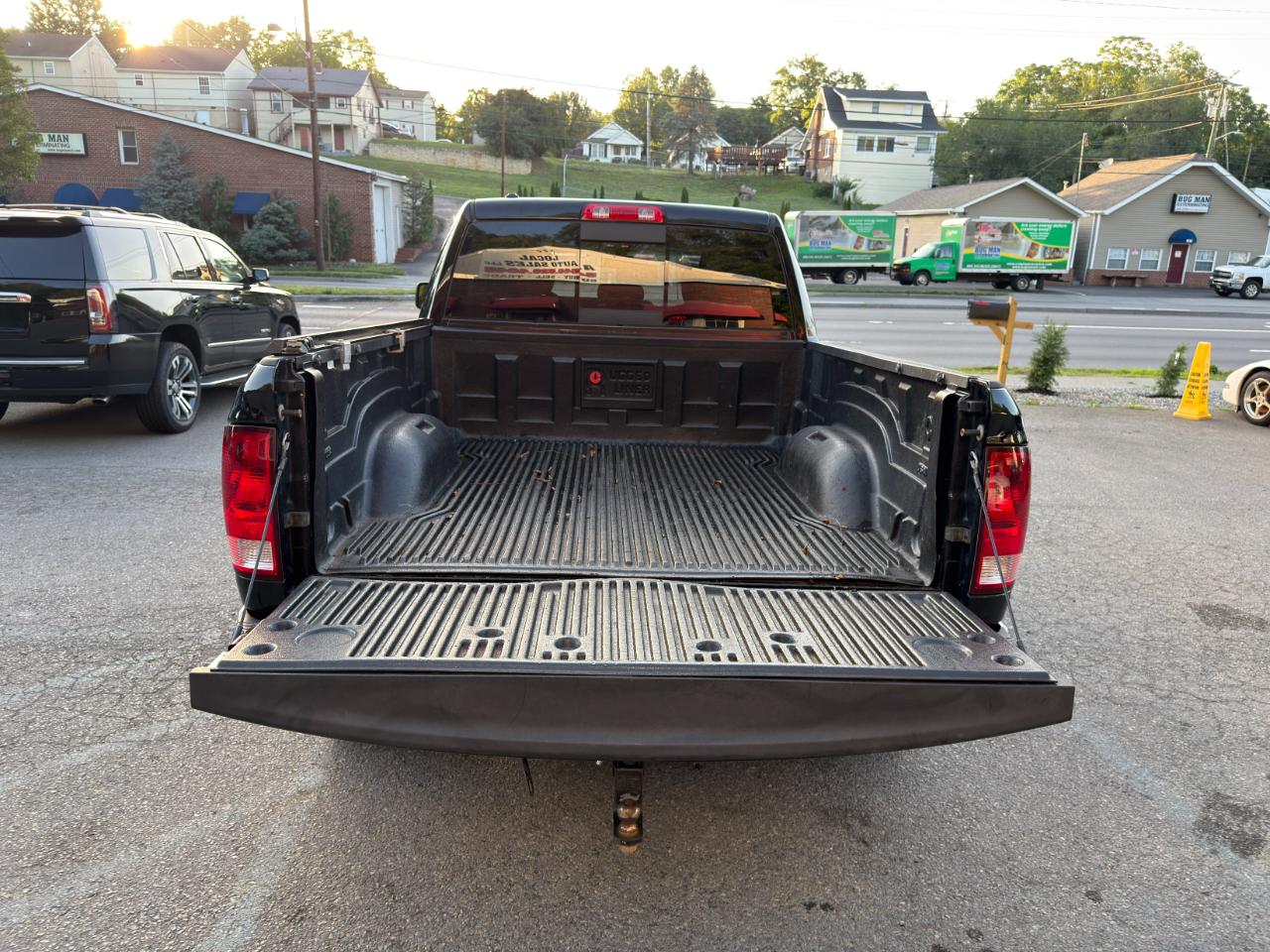 RAM 1500 4WD Quad Cab 140.5" SLT 2014