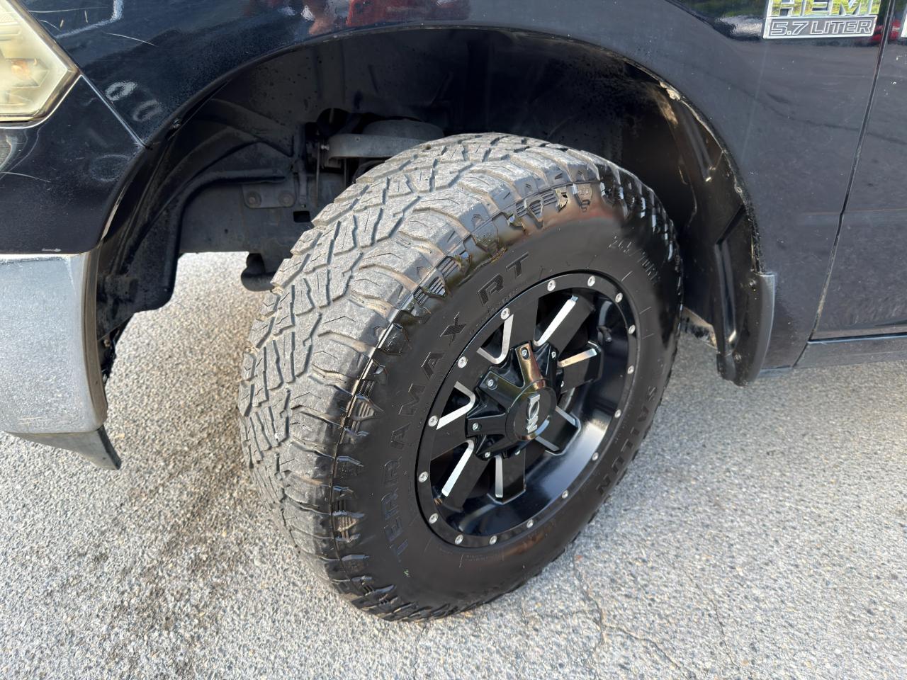 RAM 1500 4WD Quad Cab 140.5" SLT 2014