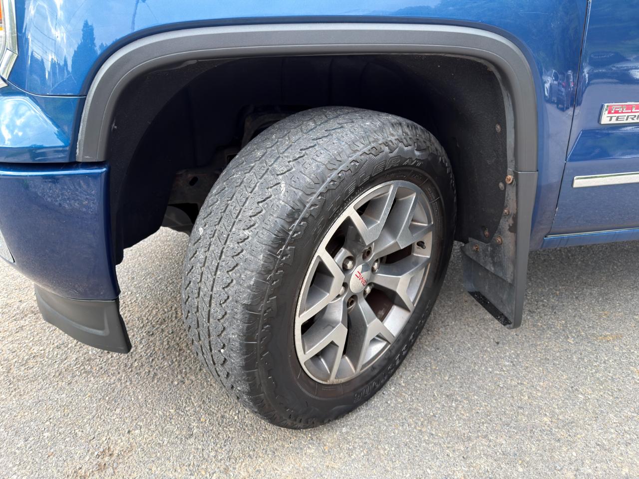 GMC Sierra 1500 4WD Double Cab 143.5" SLT 2015