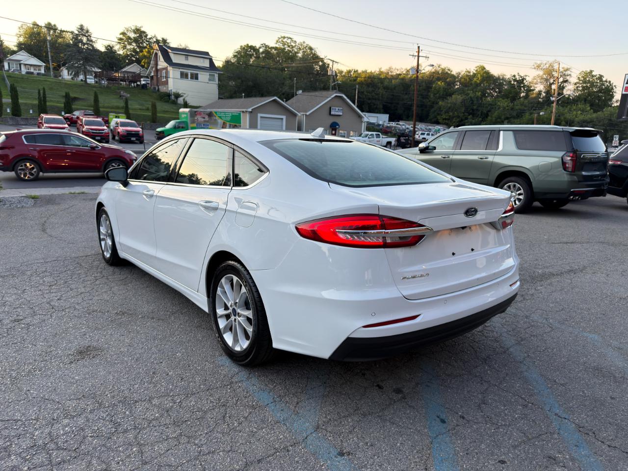 Ford Fusion SE FWD 2020