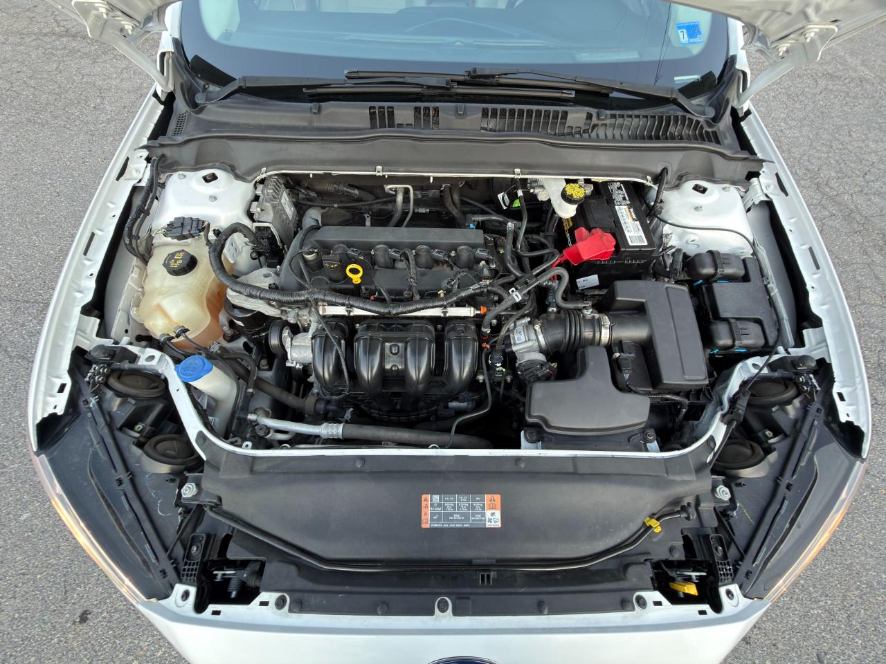 Ford Fusion SE FWD 2020