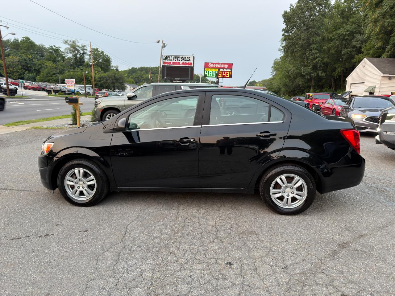 Chevrolet Sonic 4dr Sdn LT 2LT 2012