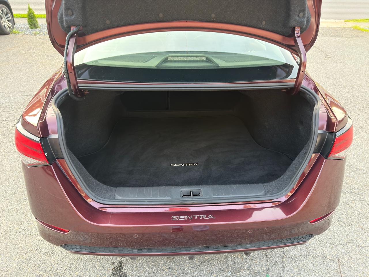 Nissan Sentra SV CVT 2021