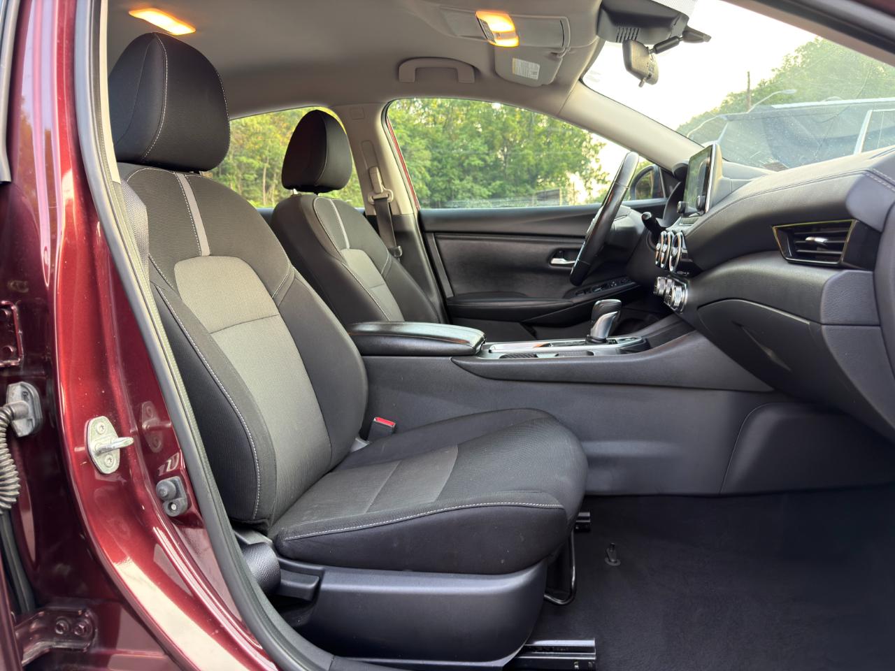 Nissan Sentra SV CVT 2021