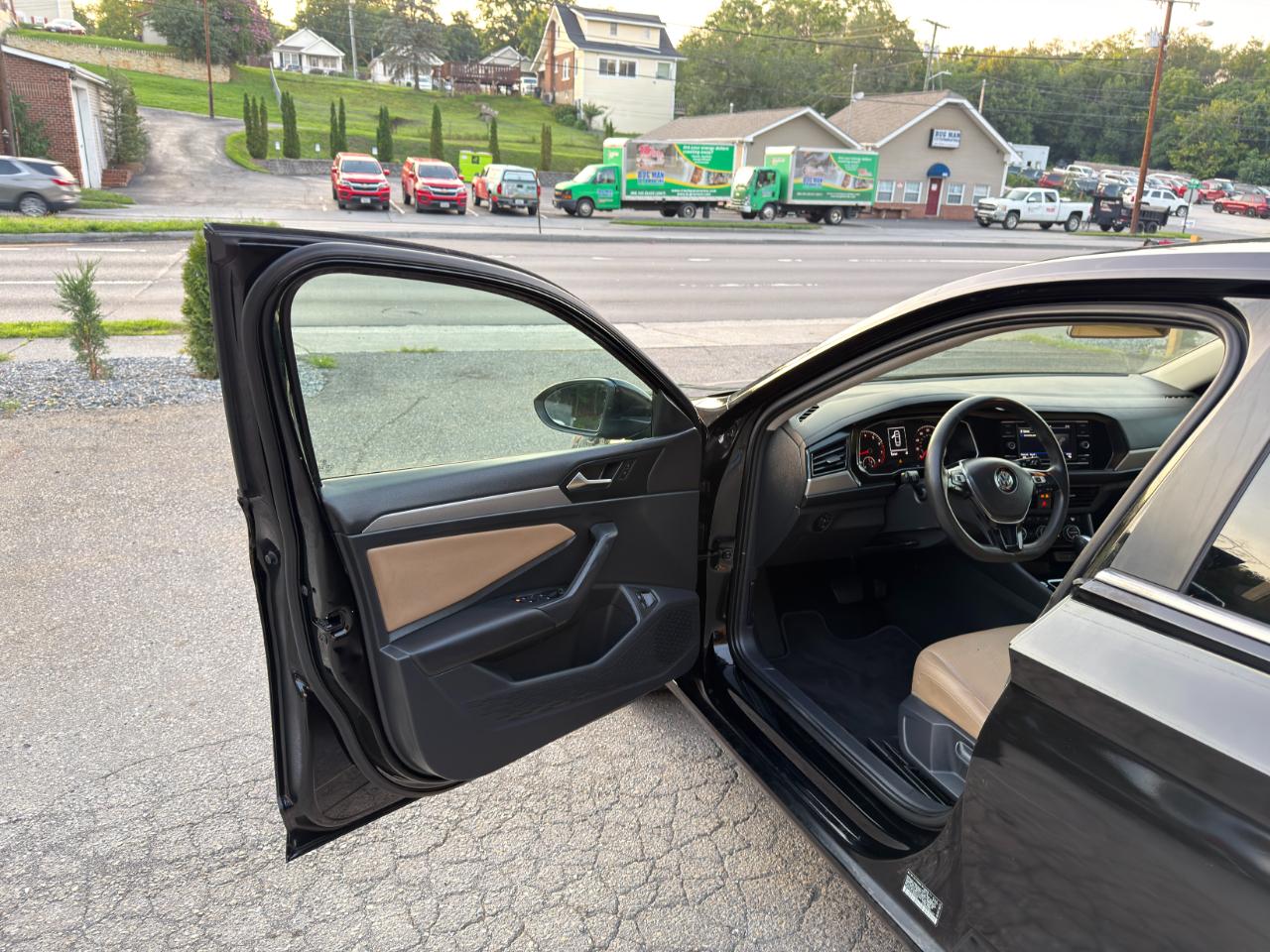 Volkswagen Jetta R-Line Auto w/SULEV 2020
