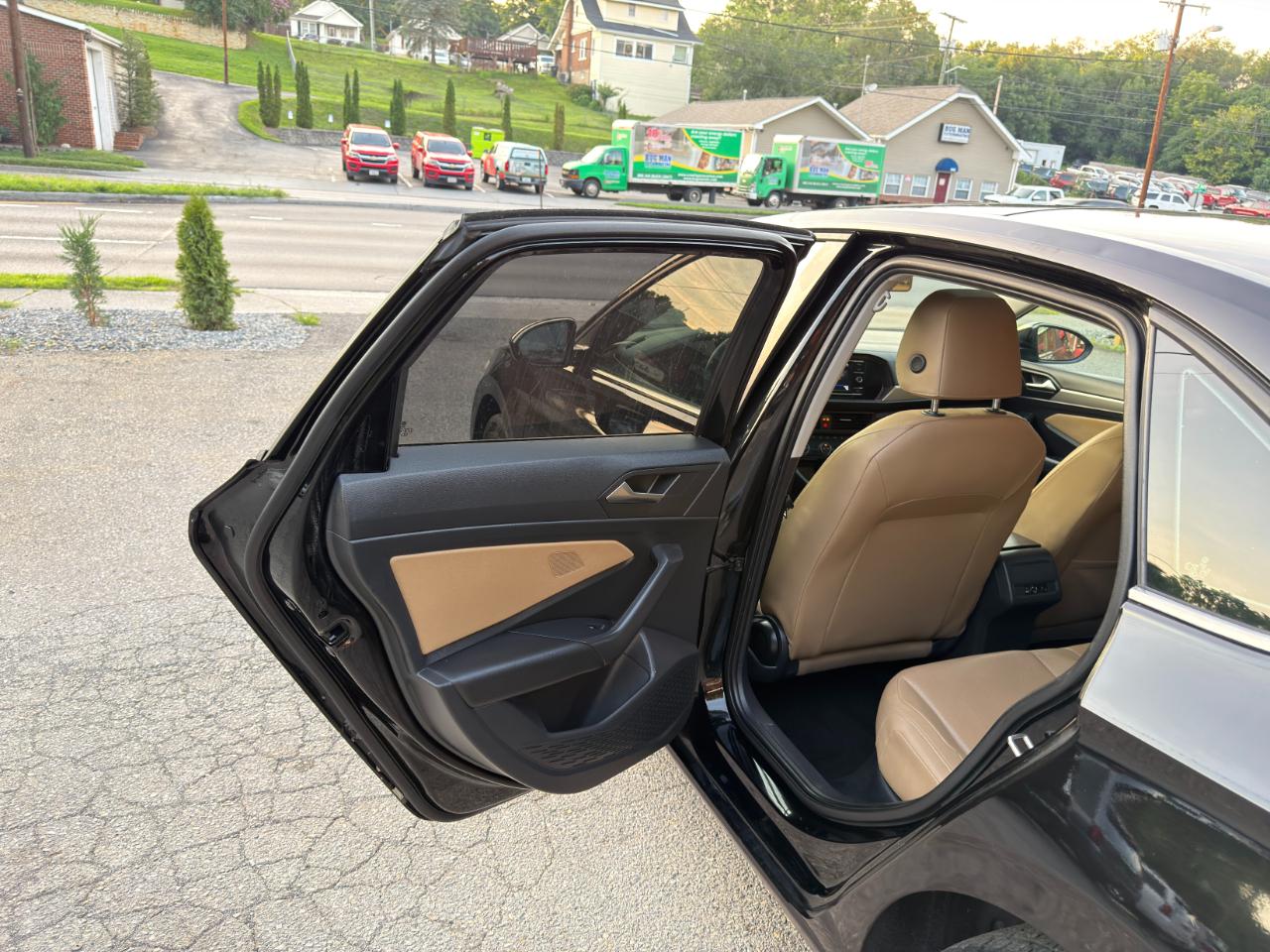 Volkswagen Jetta R-Line Auto w/SULEV 2020