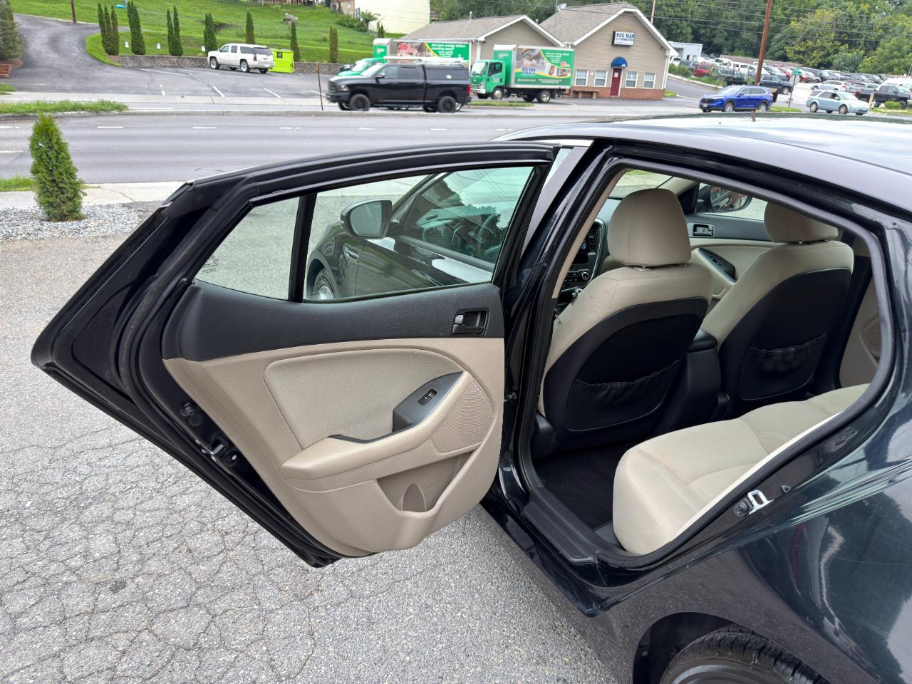 Kia Optima 4dr Sdn LX 2013