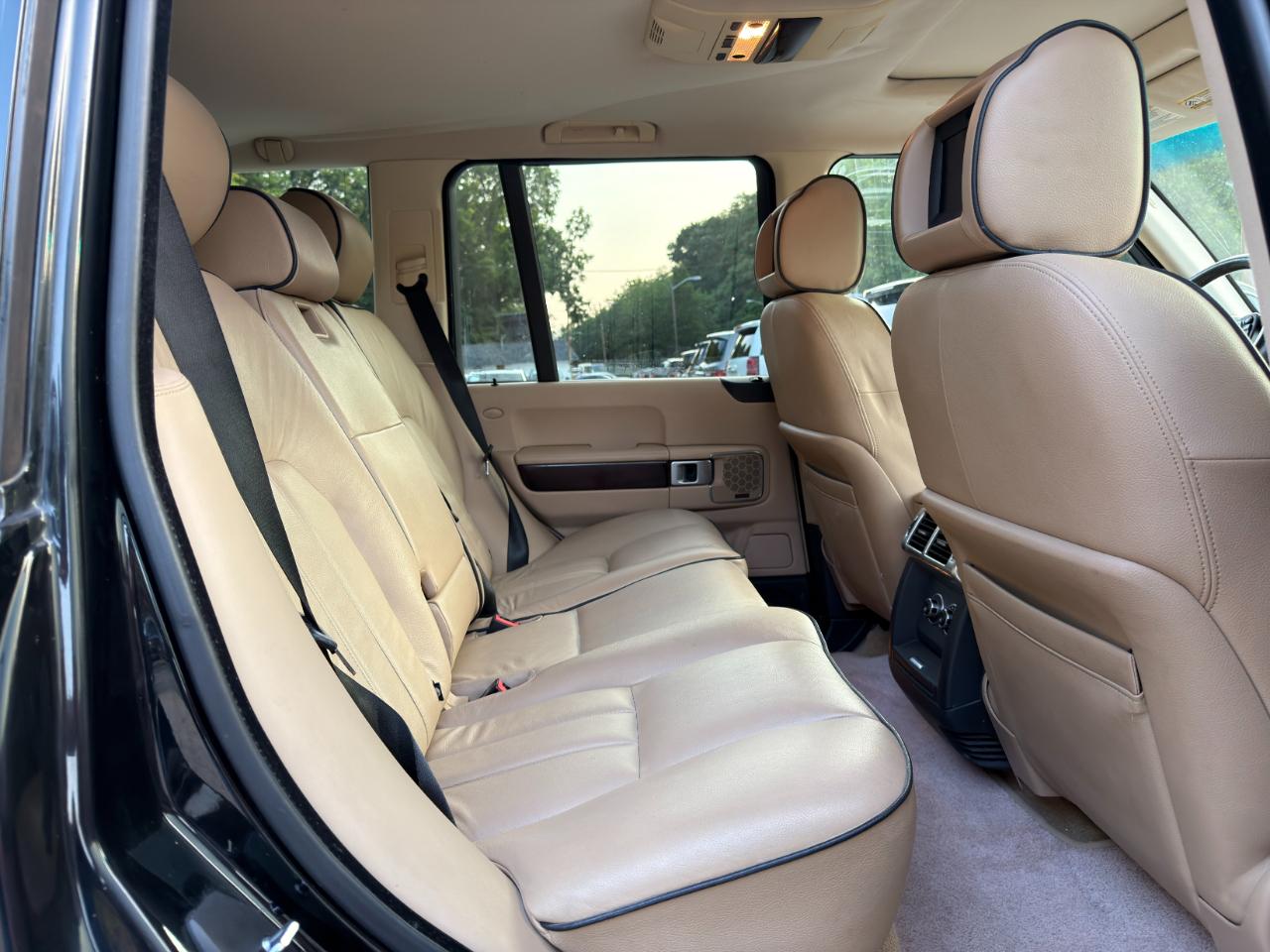 Land Rover Range Rover 4WD 4dr HSE 2008
