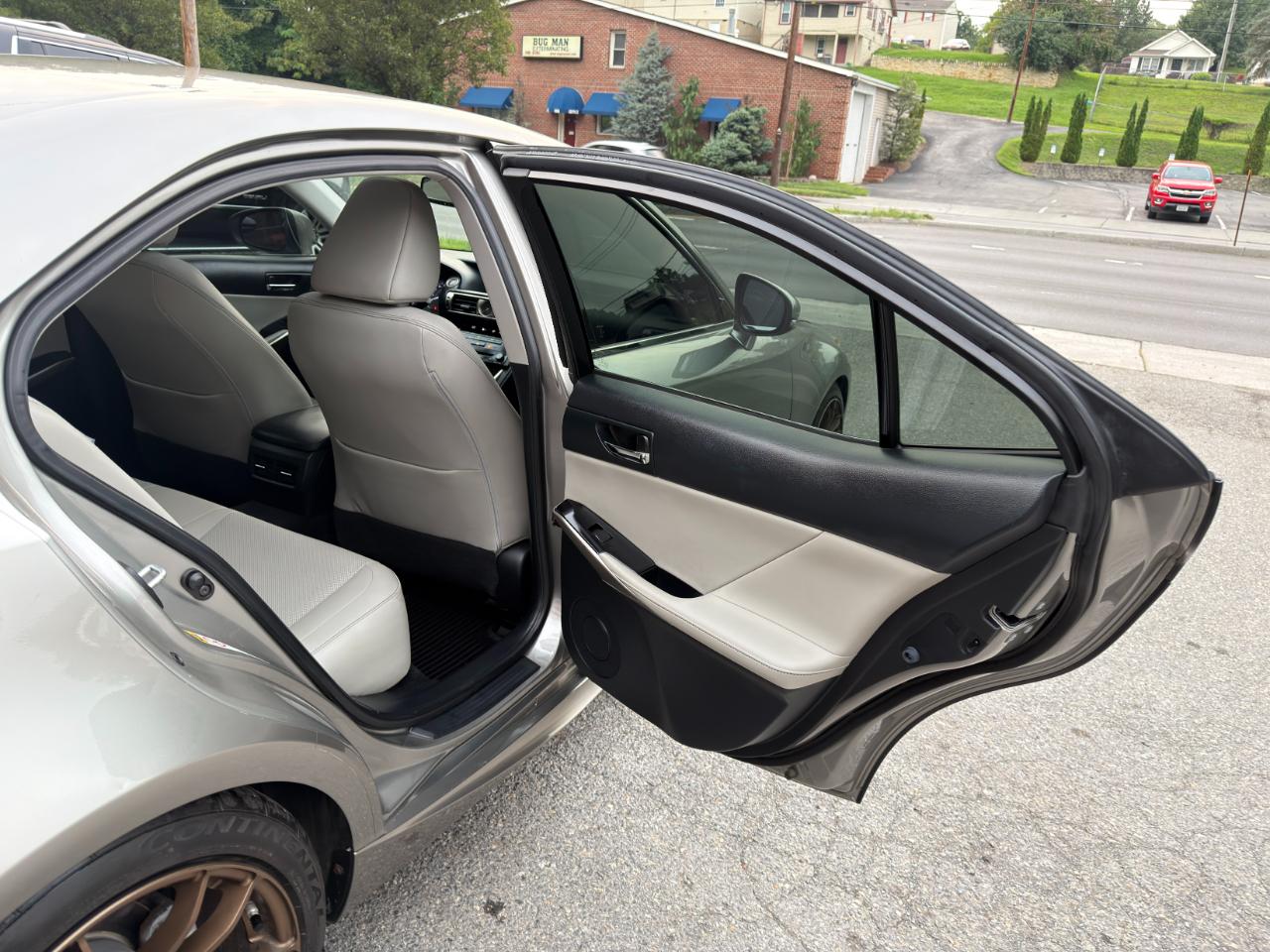 Lexus IS 250 4dr Sport Sdn Auto AWD 2014