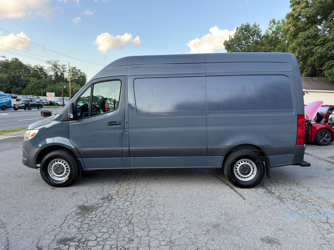 Mercedes-Benz Sprinter Van 2500 Standard Roof V6 144" RWD 2019