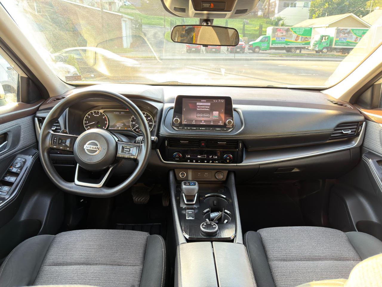 Nissan Rogue AWD SV 2021