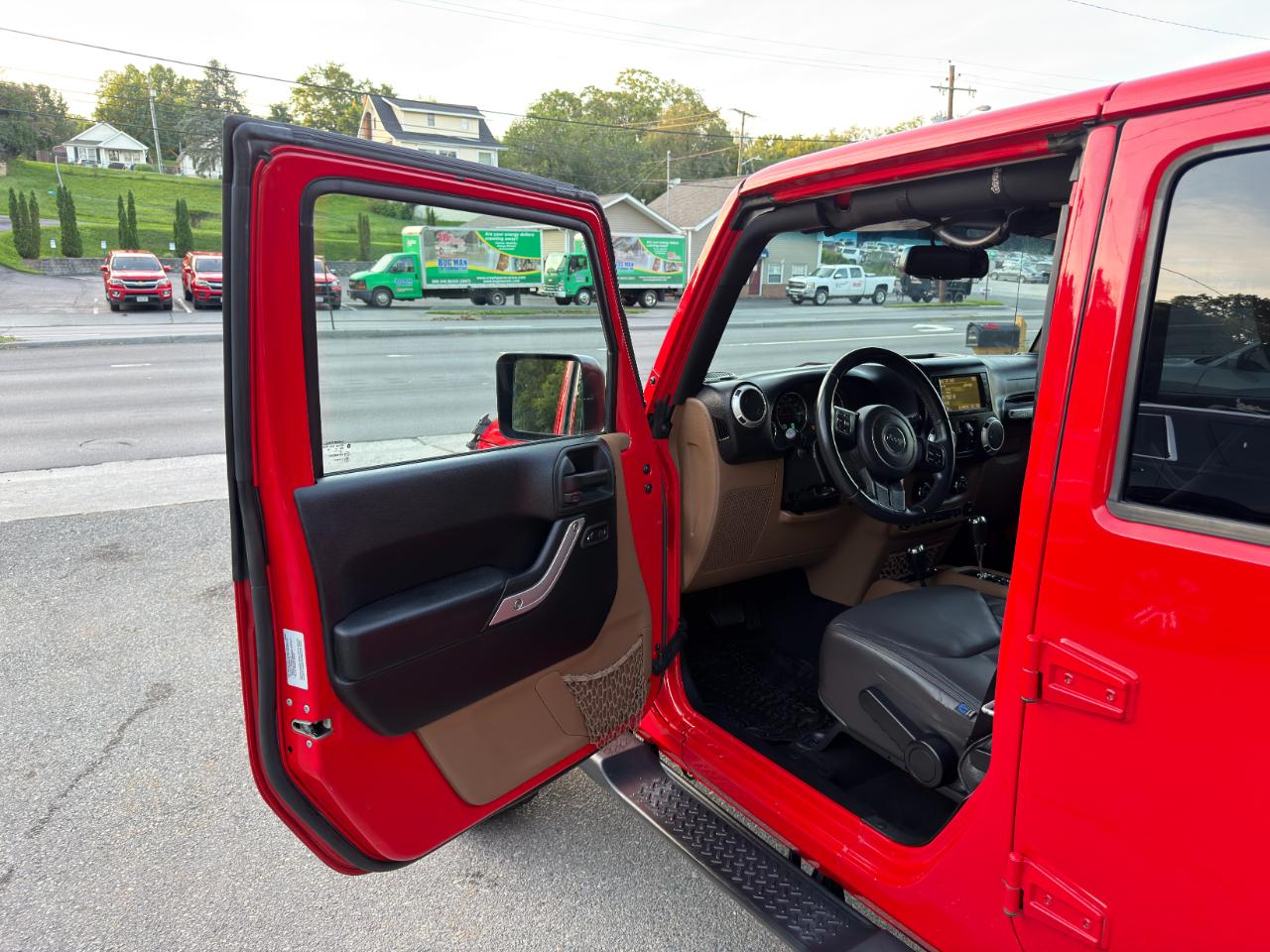 Jeep Wrangler Unlimited 4WD 4dr Sahara 2015