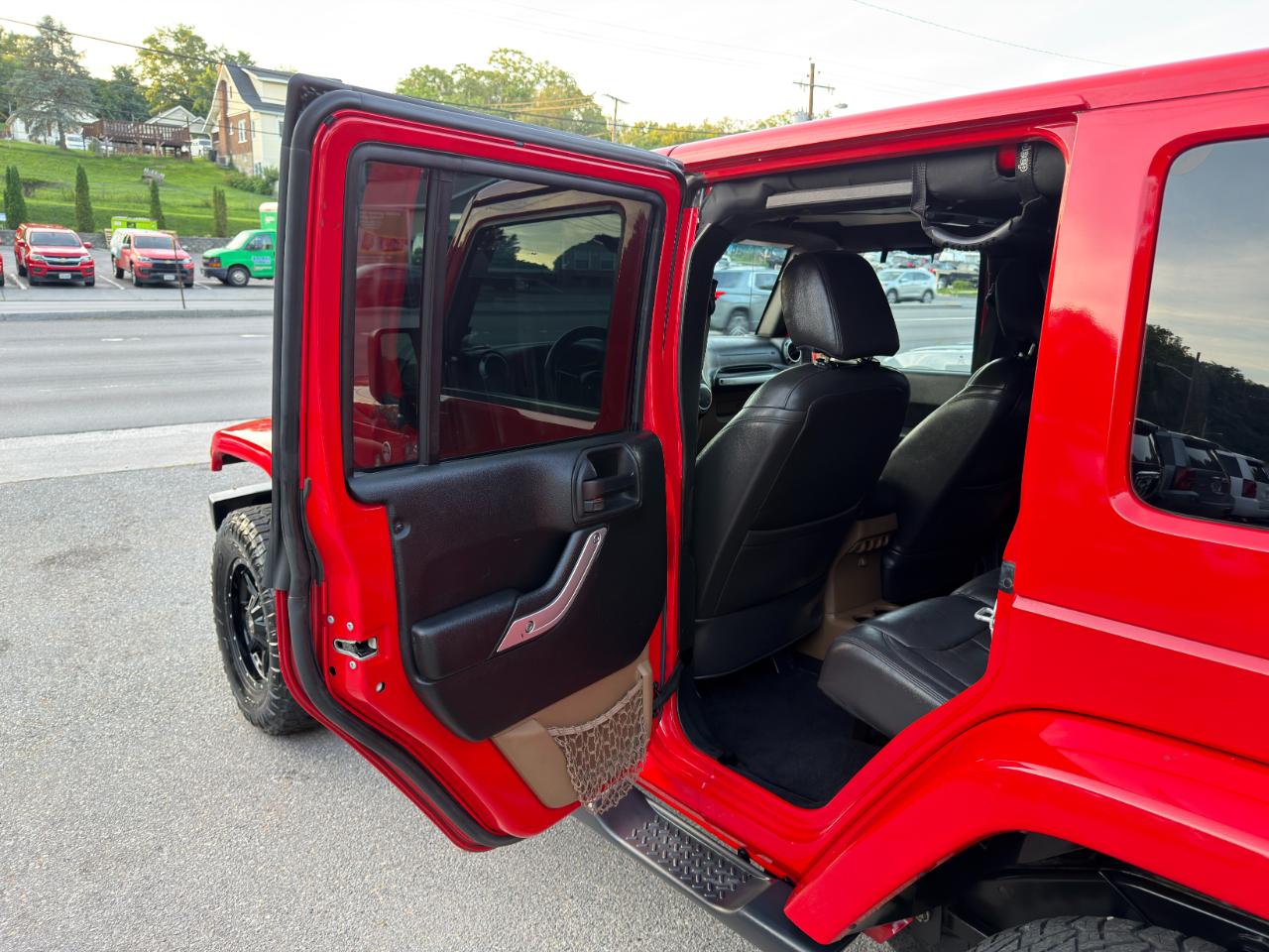 Jeep Wrangler Unlimited 4WD 4dr Sahara 2015
