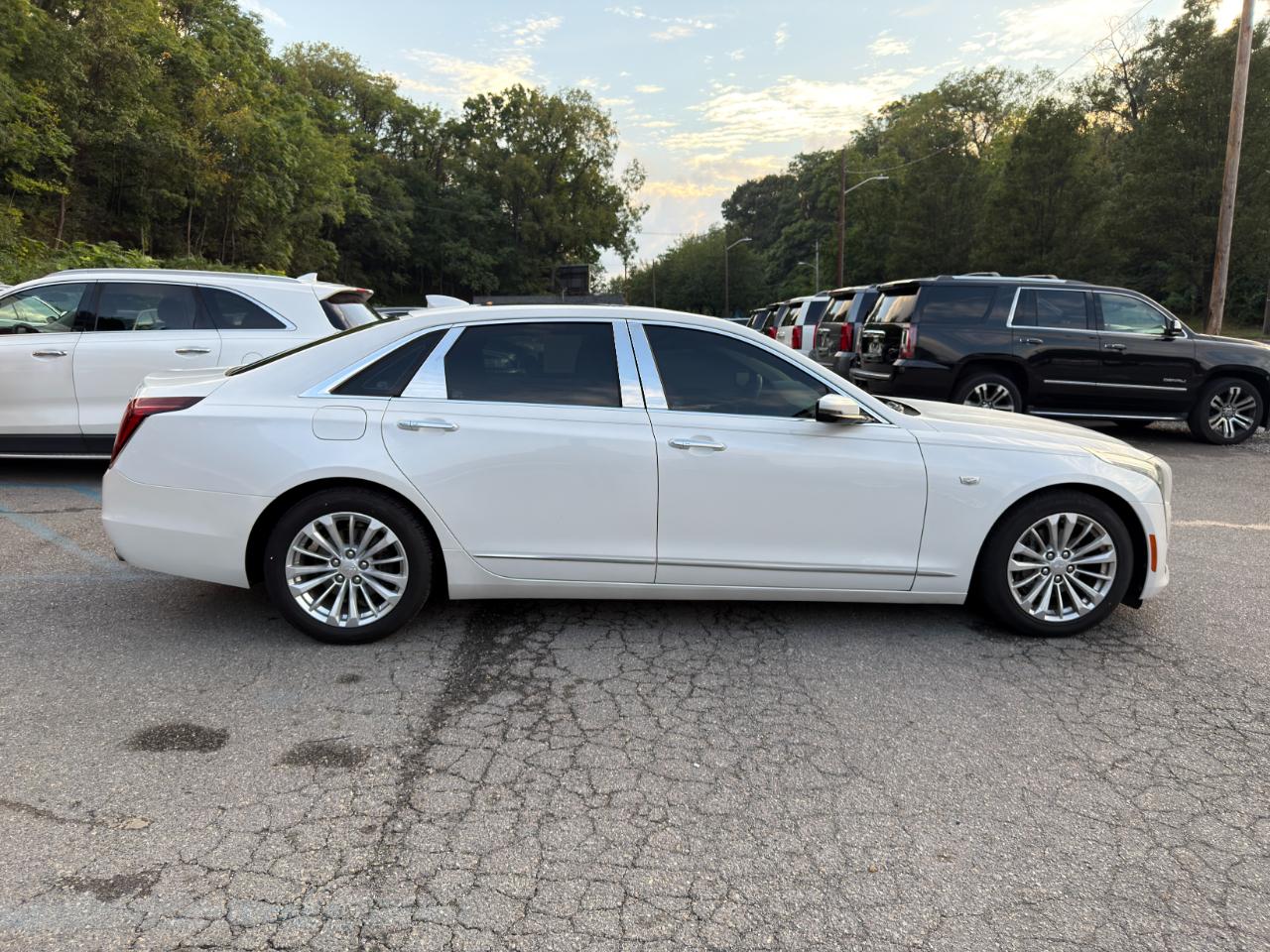 Cadillac CT6 4dr Sdn 2.0L Turbo RWD 2017