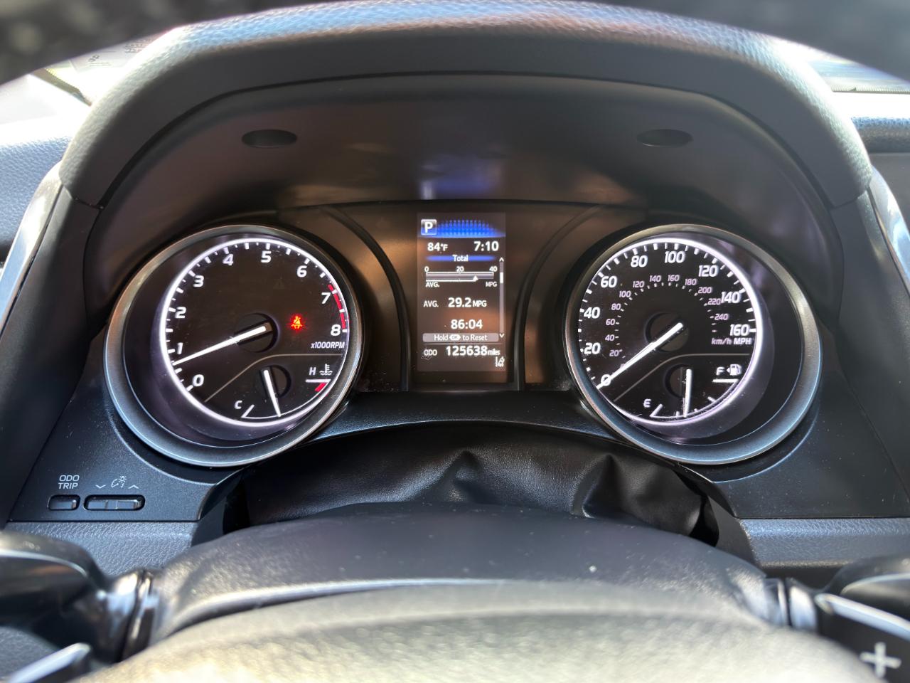 Toyota Camry SE Auto (Natl) 2021