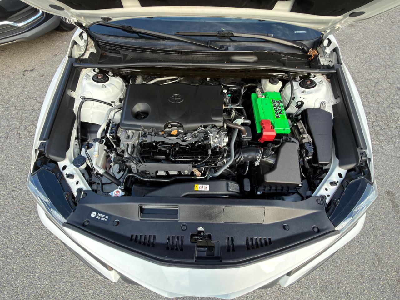 Toyota Camry SE Auto (Natl) 2021