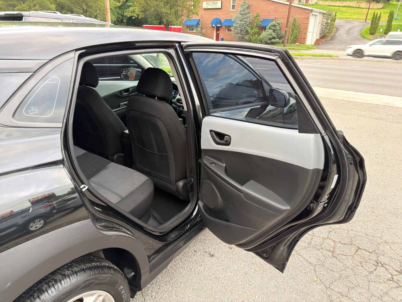 Hyundai Kona SE Auto FWD 2019