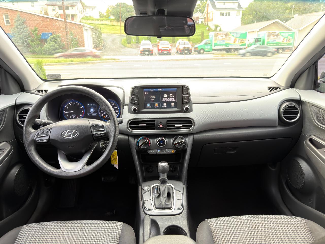 Hyundai Kona SE Auto FWD 2019