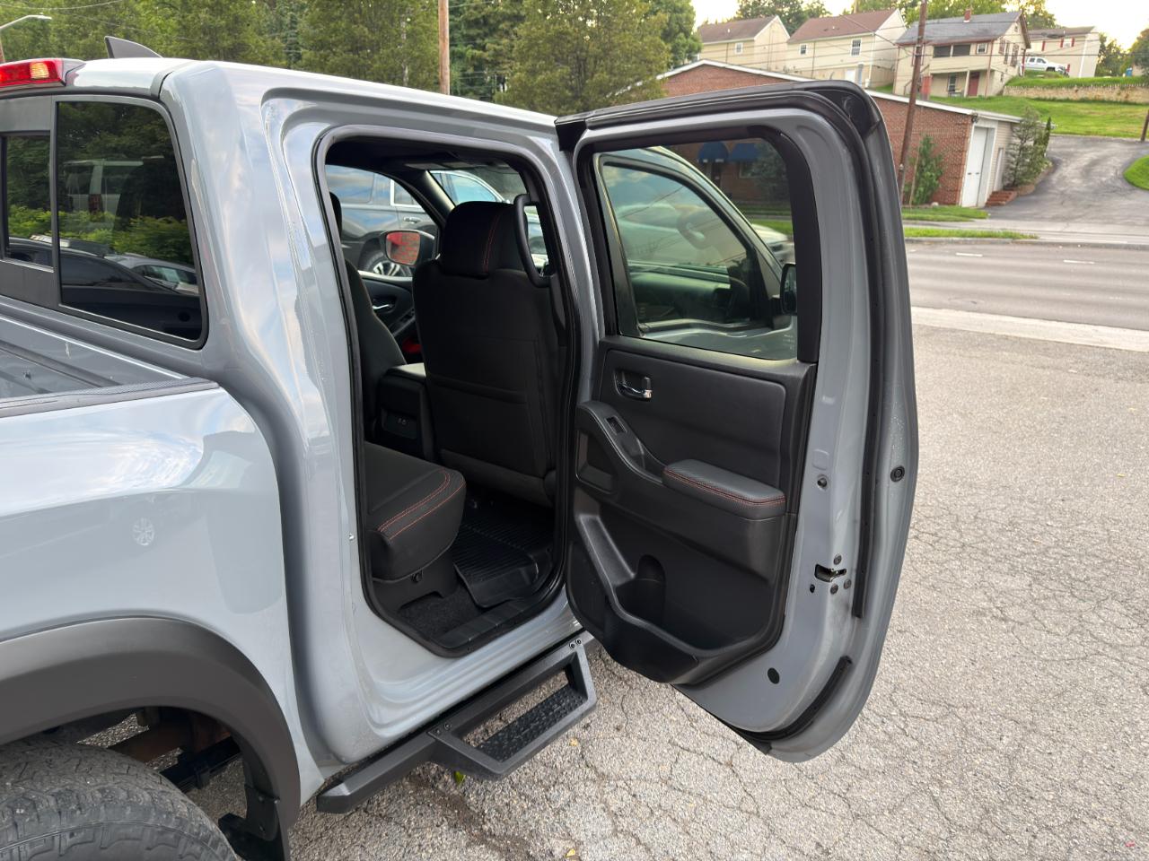 Nissan Frontier Crew Cab 4x4 PRO-4X Auto 2022