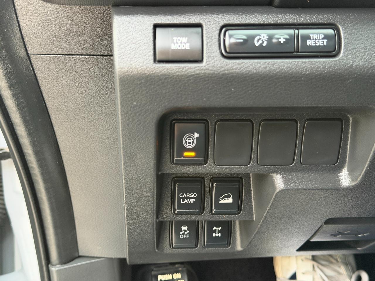 Nissan Frontier Crew Cab 4x4 PRO-4X Auto 2022