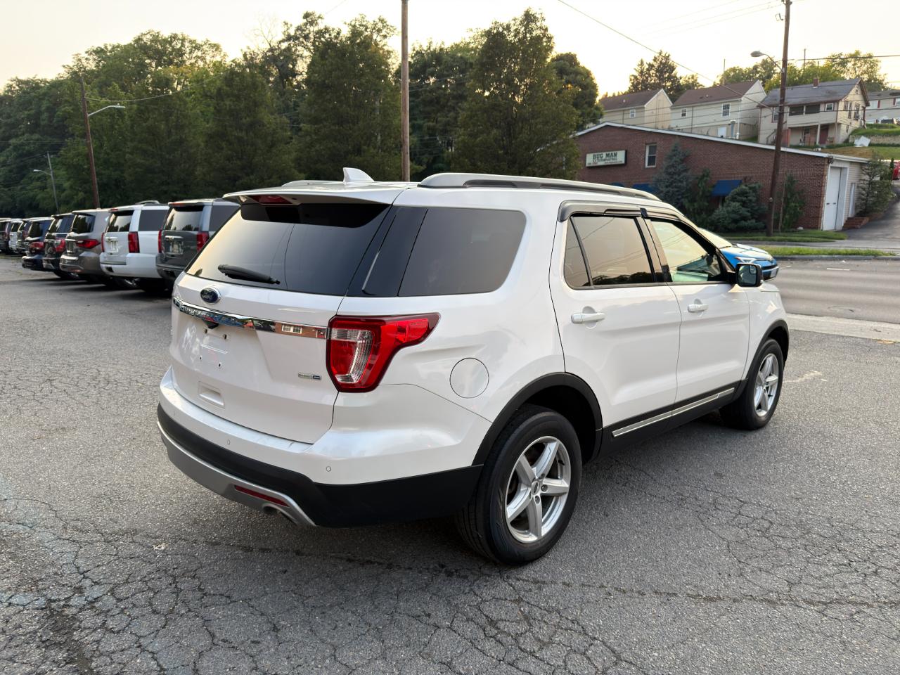 Ford Explorer 4WD 4dr XLT 2016