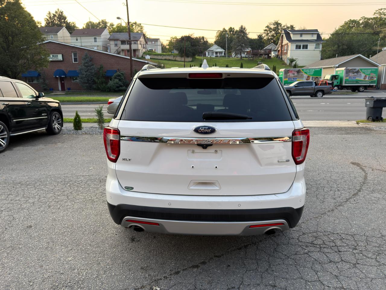 Ford Explorer 4WD 4dr XLT 2016