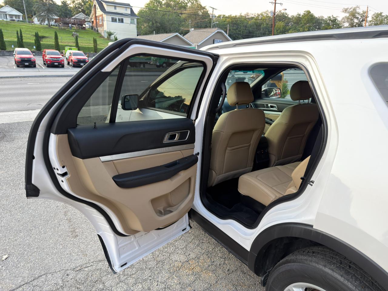 Ford Explorer 4WD 4dr XLT 2016