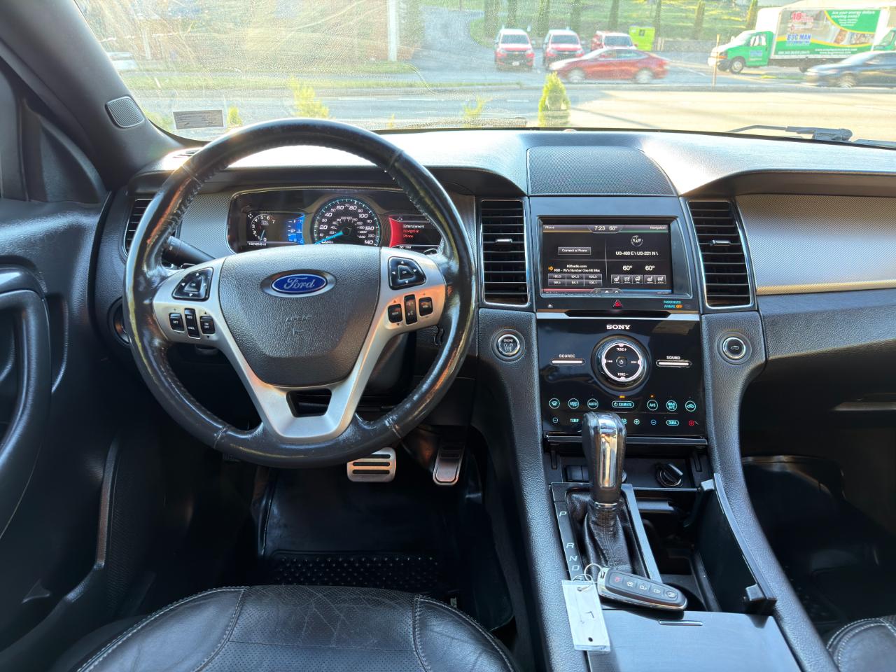 Ford Taurus 4dr Sdn SHO AWD 2014