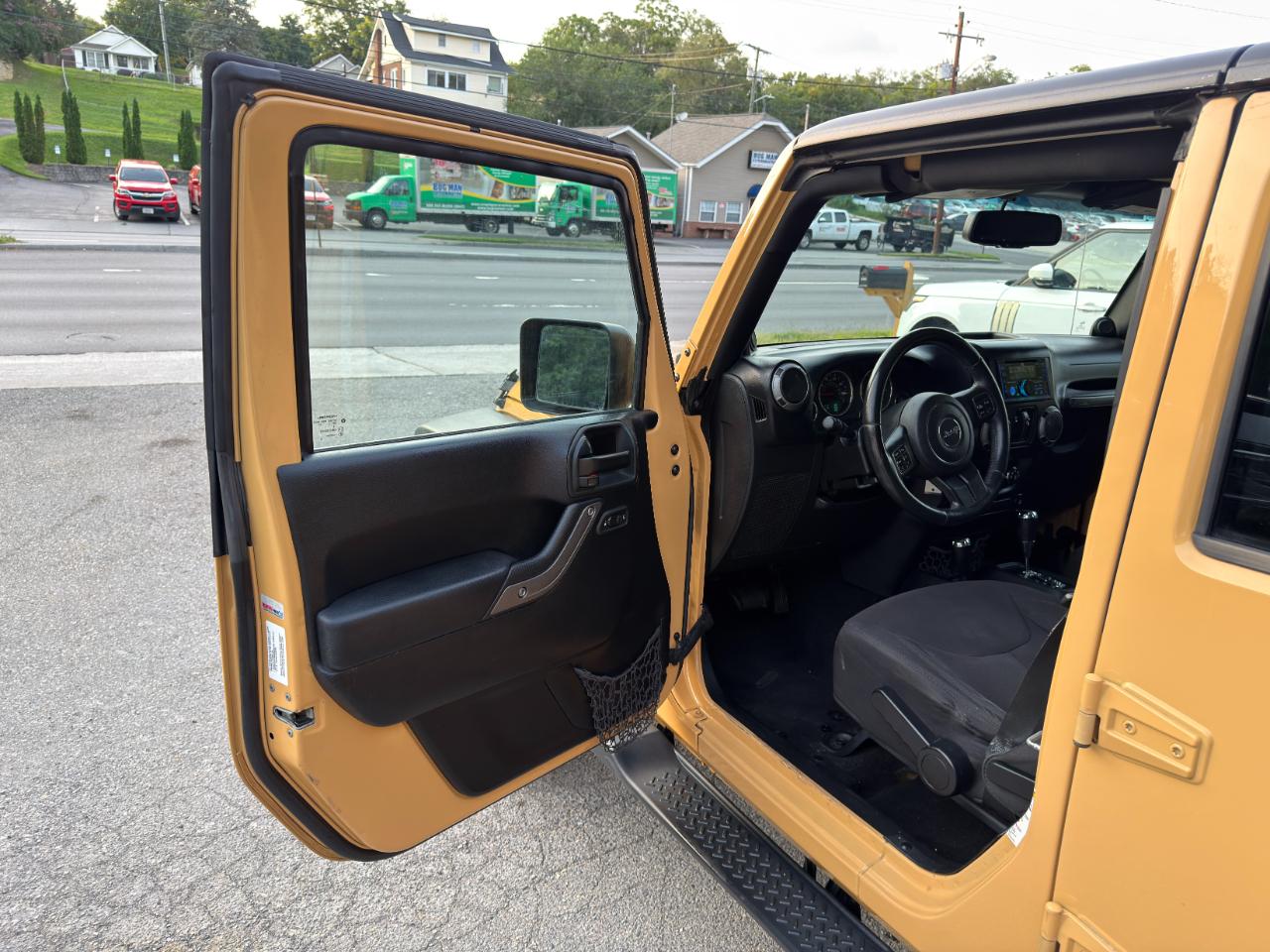 Jeep Wrangler Unlimited 4WD 4dr Sport 2014