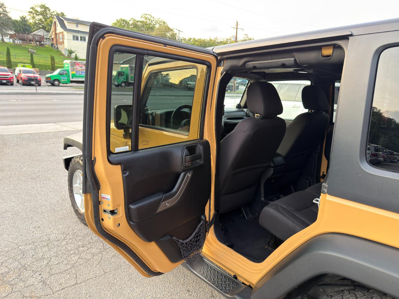 Jeep Wrangler Unlimited 4WD 4dr Sport 2014