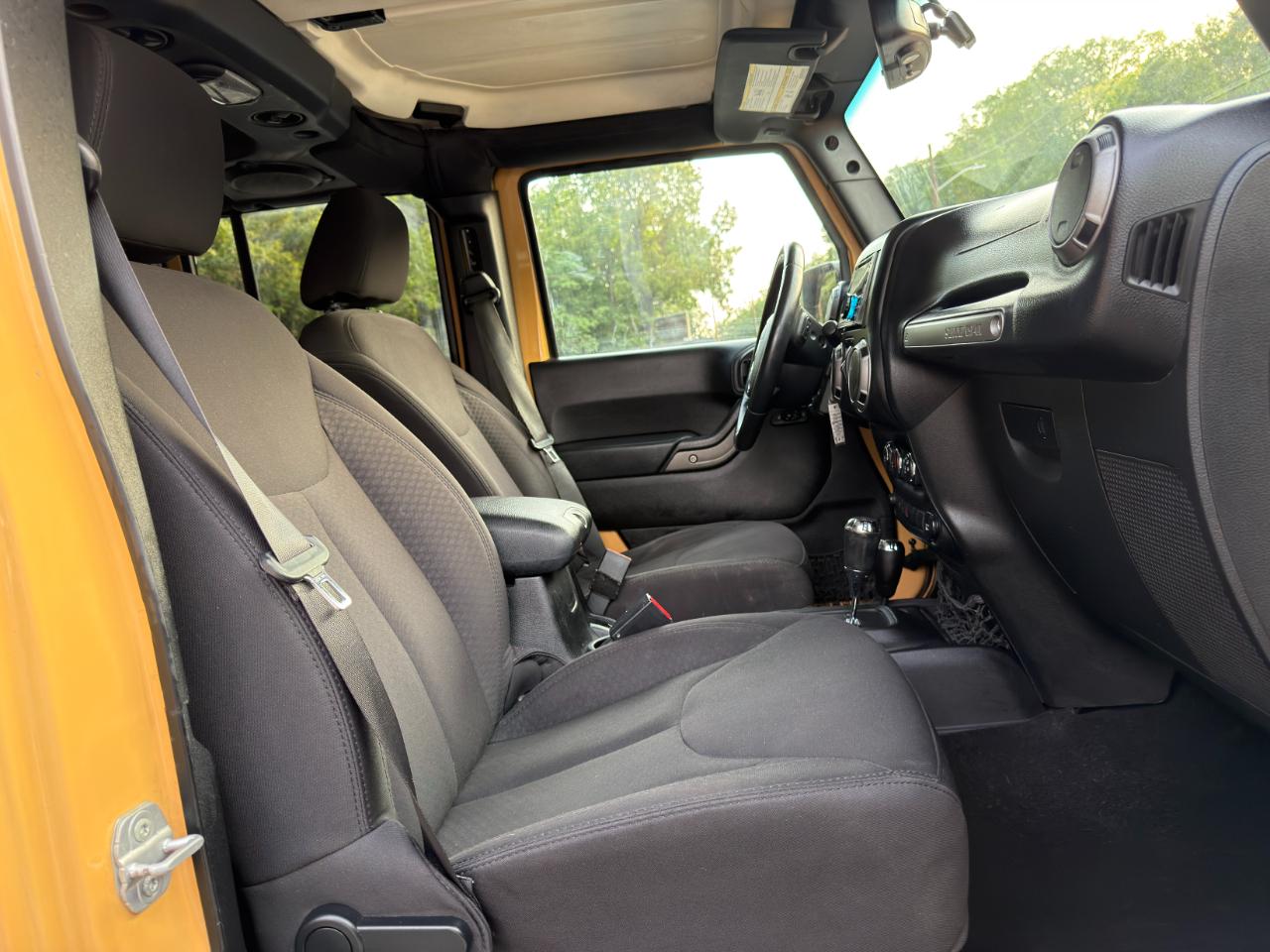 Jeep Wrangler Unlimited 4WD 4dr Sport 2014