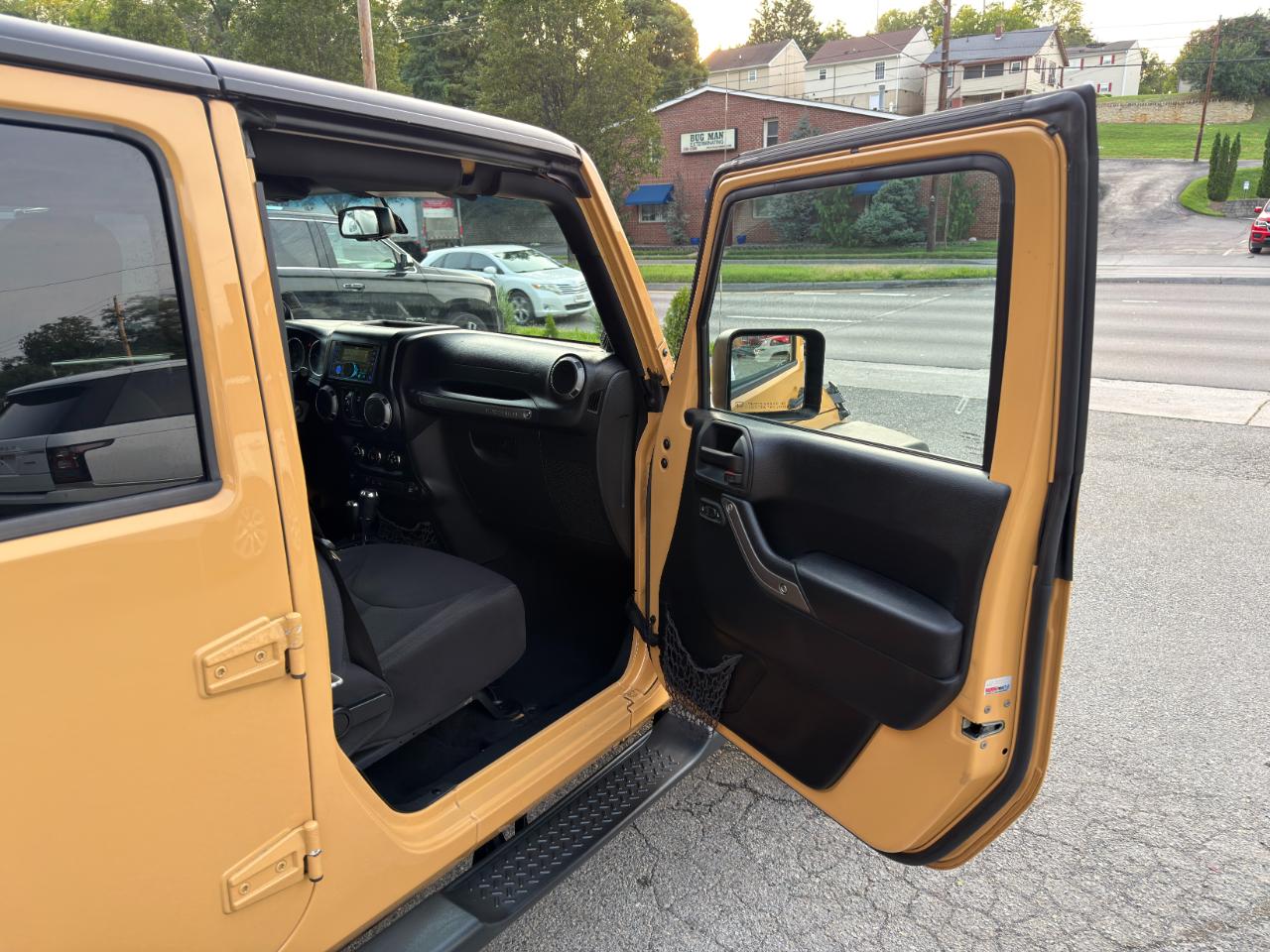 Jeep Wrangler Unlimited 4WD 4dr Sport 2014