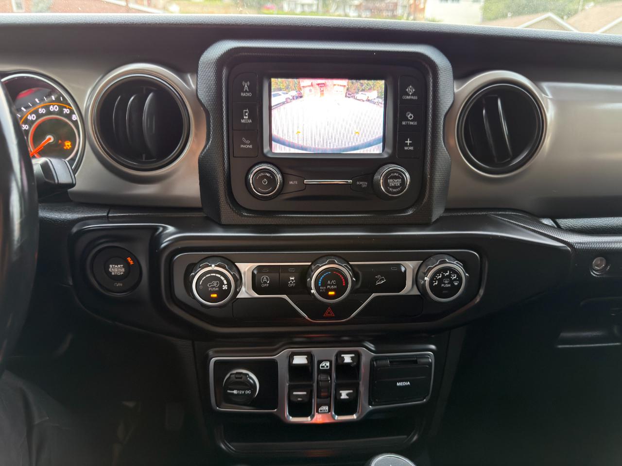 Jeep Wrangler Unlimited Freedom 4x4 2020