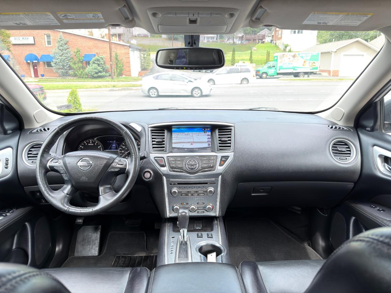 Nissan Pathfinder 4x4 SL 2018