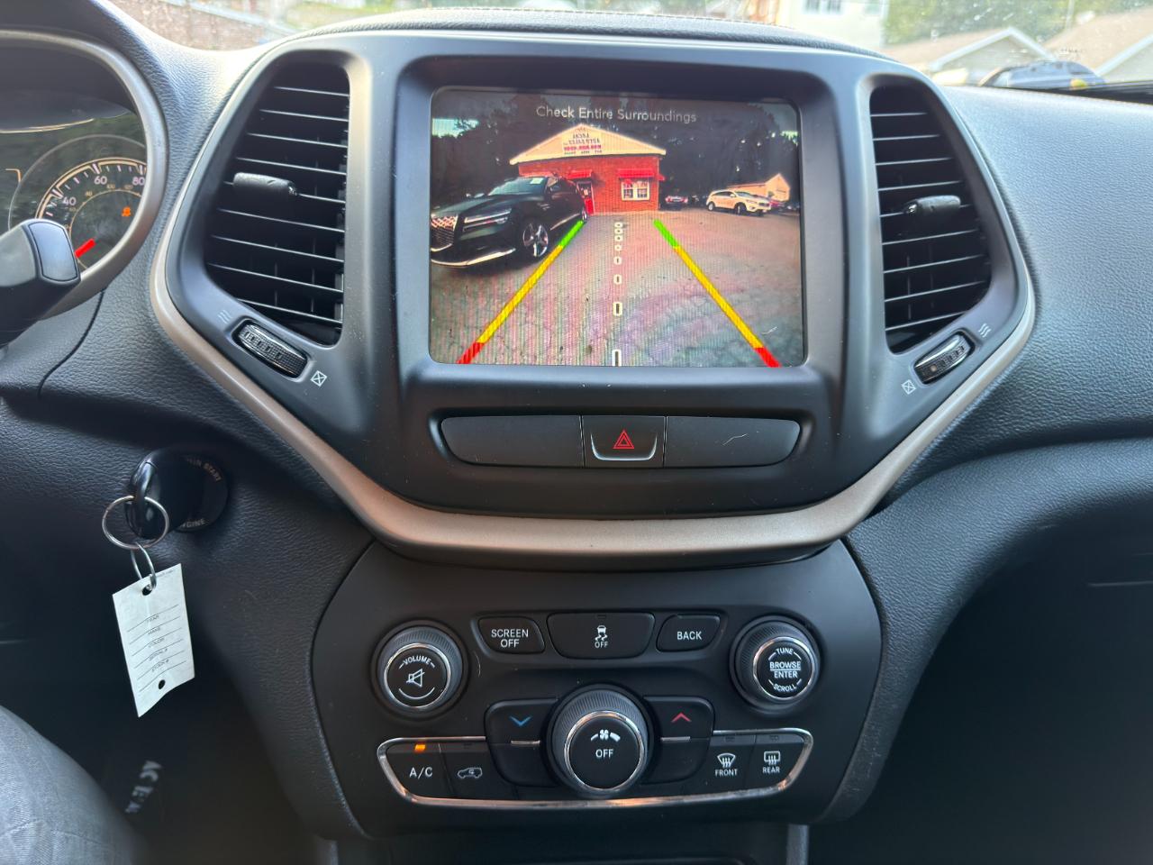 Jeep Cherokee 4WD 4dr Latitude 2015