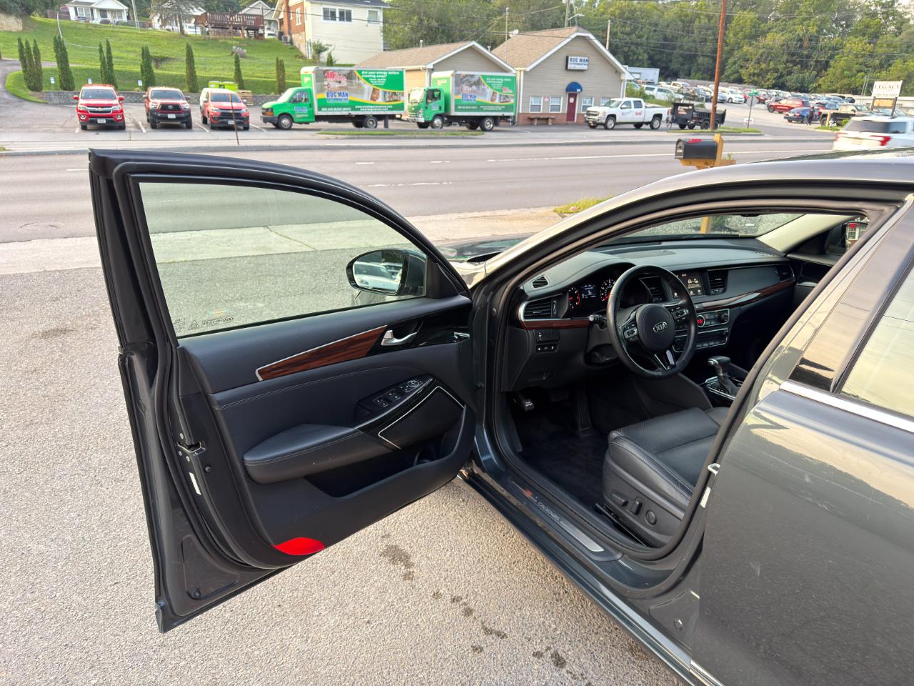 Kia Cadenza Premium Sedan 2017