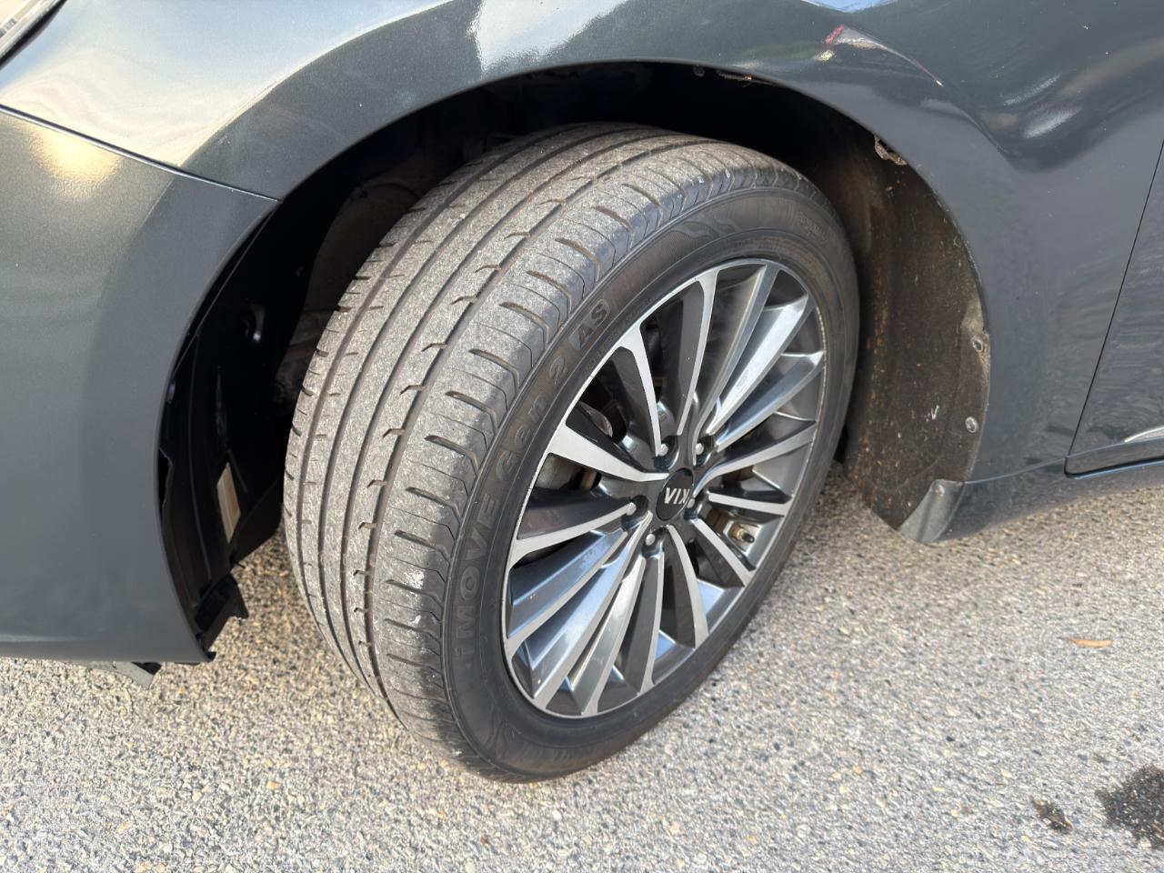 Kia Cadenza Premium Sedan 2017